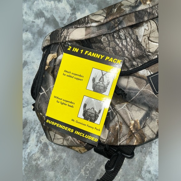 Fieldline 2 in 1 Fanny Pack - Picture 3 of 4